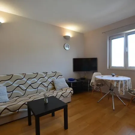 With Parking Space - 20865 Apartment Rovinj